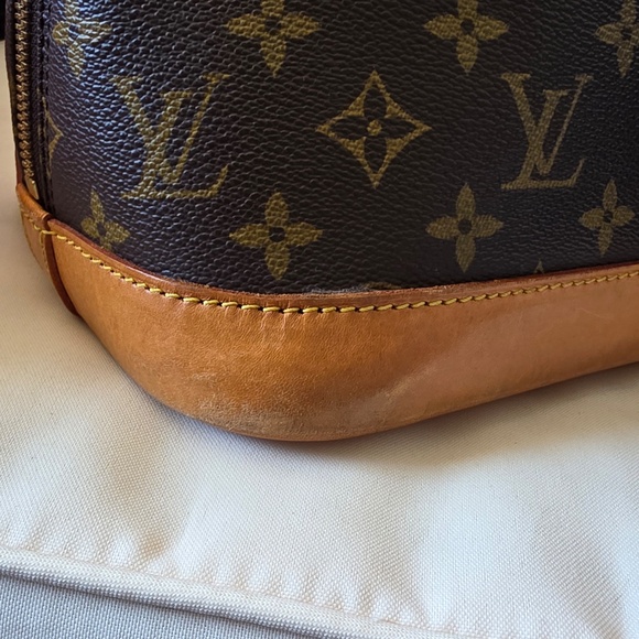 Alma PM Authentic LV Bag - Picture 6 of 11